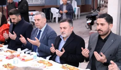 Öztürk Ailesinden Geleneksel İftar Programı… – HDH Medya